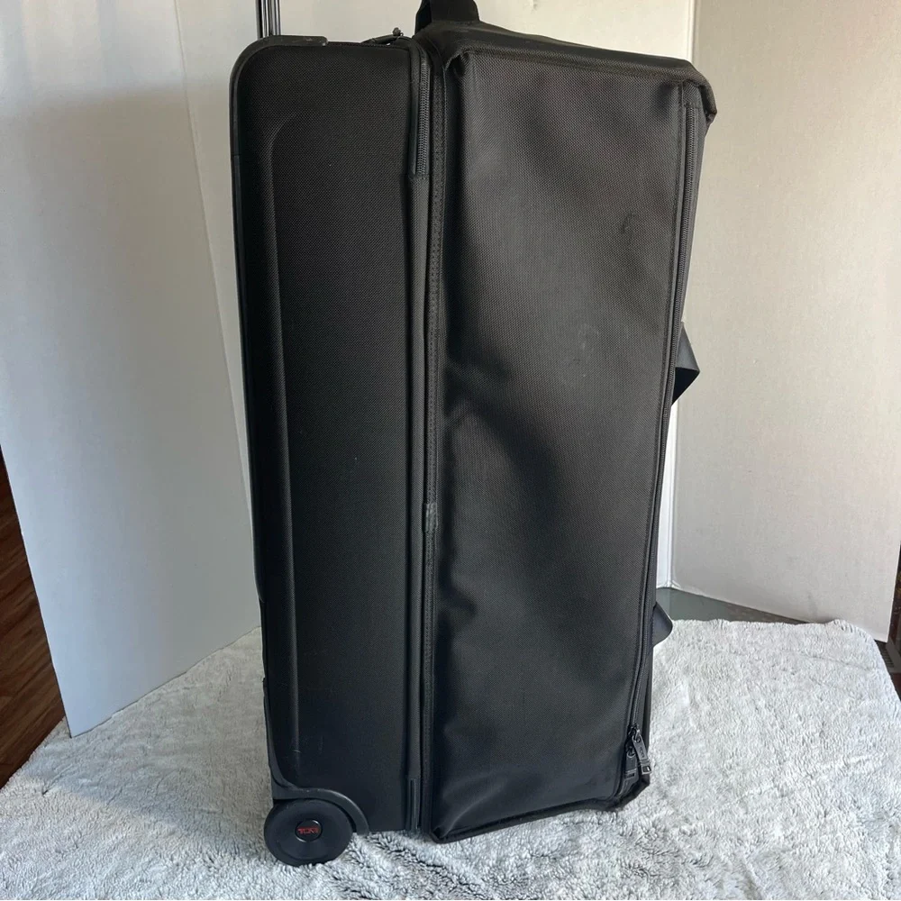 TUMI Alpha 3 Large Split 2 Wheel Duffel